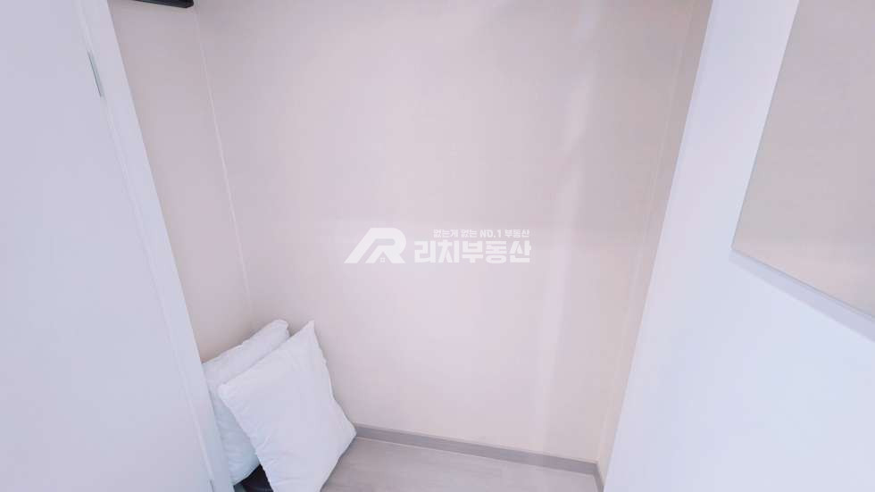 경기 용인처인구 원삼면 목신리 가동 복층 구조라 체감 면적 넓은 원룸형 공간 월세 매물번호 10020 사진 11
